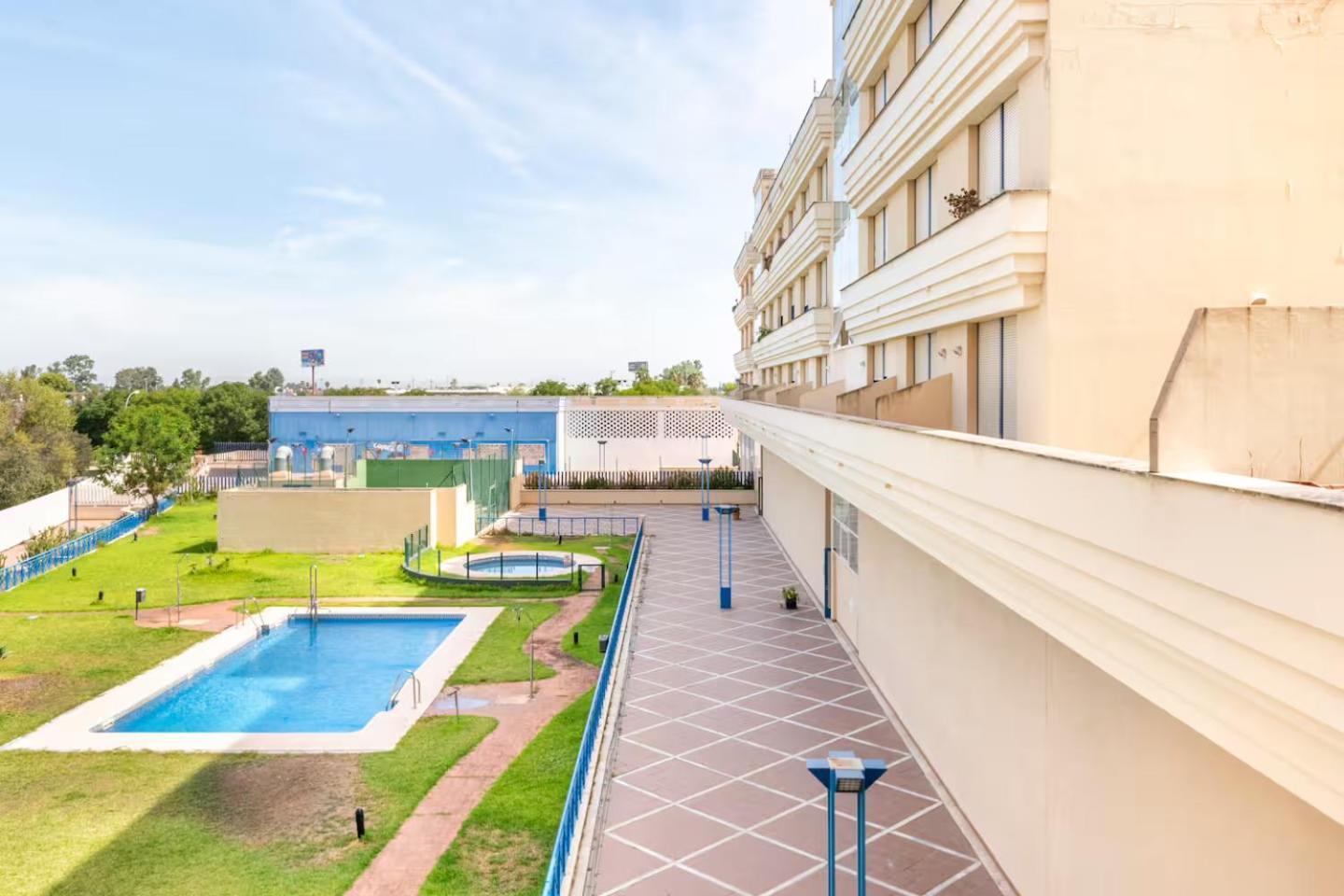 Lux Sevilla Palacio — Photos 1